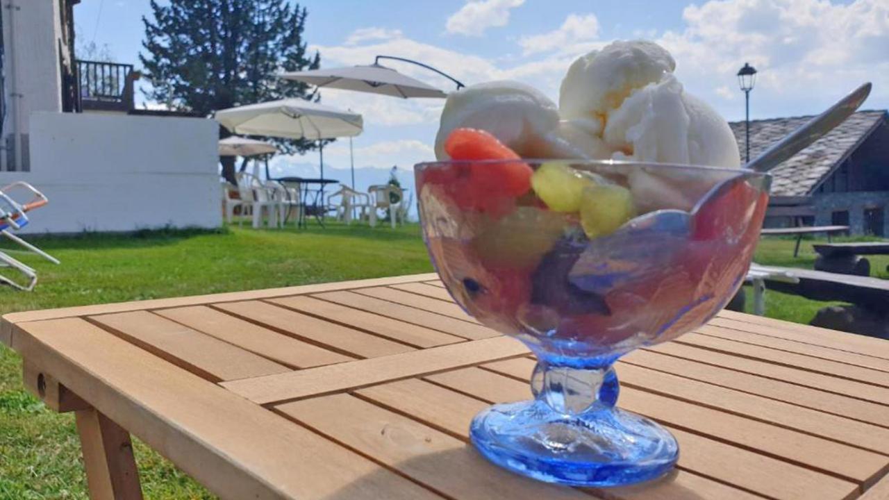 Locanda Ristorante Bar Del Lago Шамуа Екстериор снимка