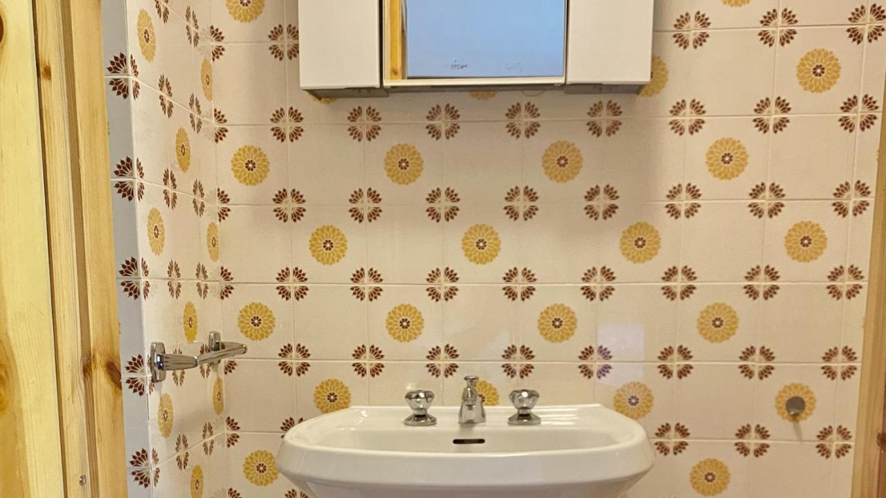 Locanda Ristorante Bar Del Lago Шамуа Екстериор снимка